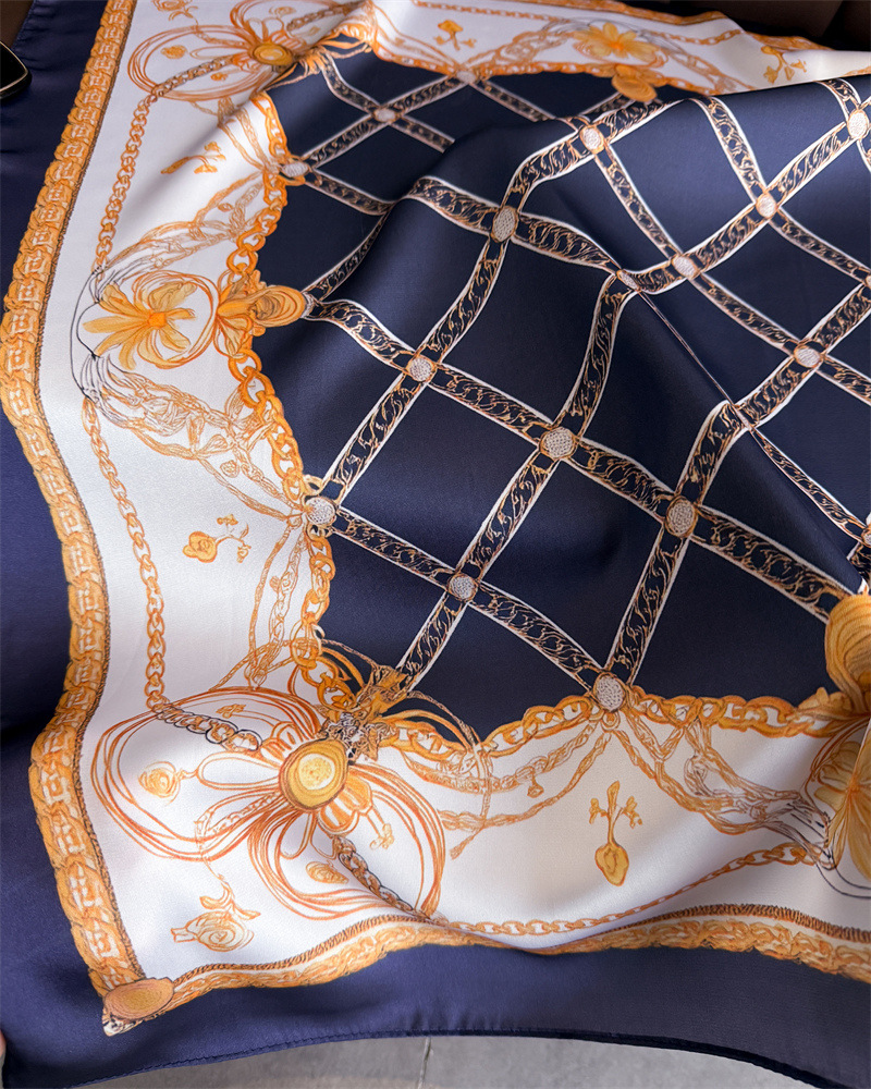 Blue Classic Chain Print Squar - огляд і ціна Ascot Neck Scarf